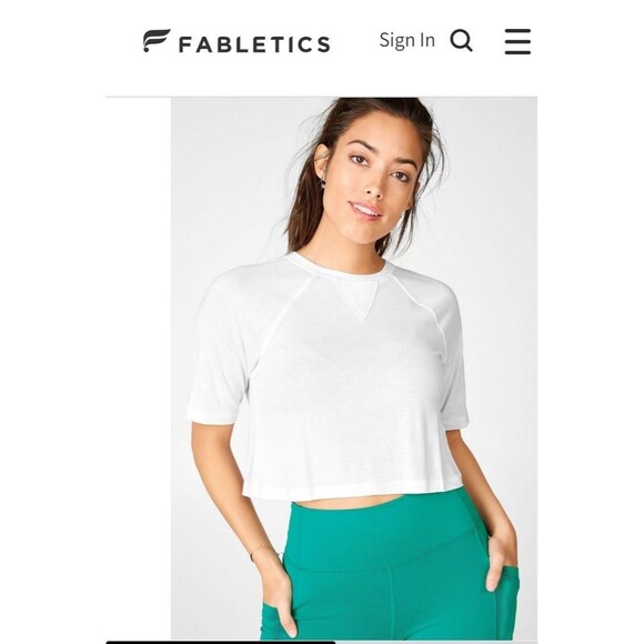 Fabletics Loveday Short Sleeve Cropped Raglan Tee in Heathered Gray Sz S - Picture 1 of 11